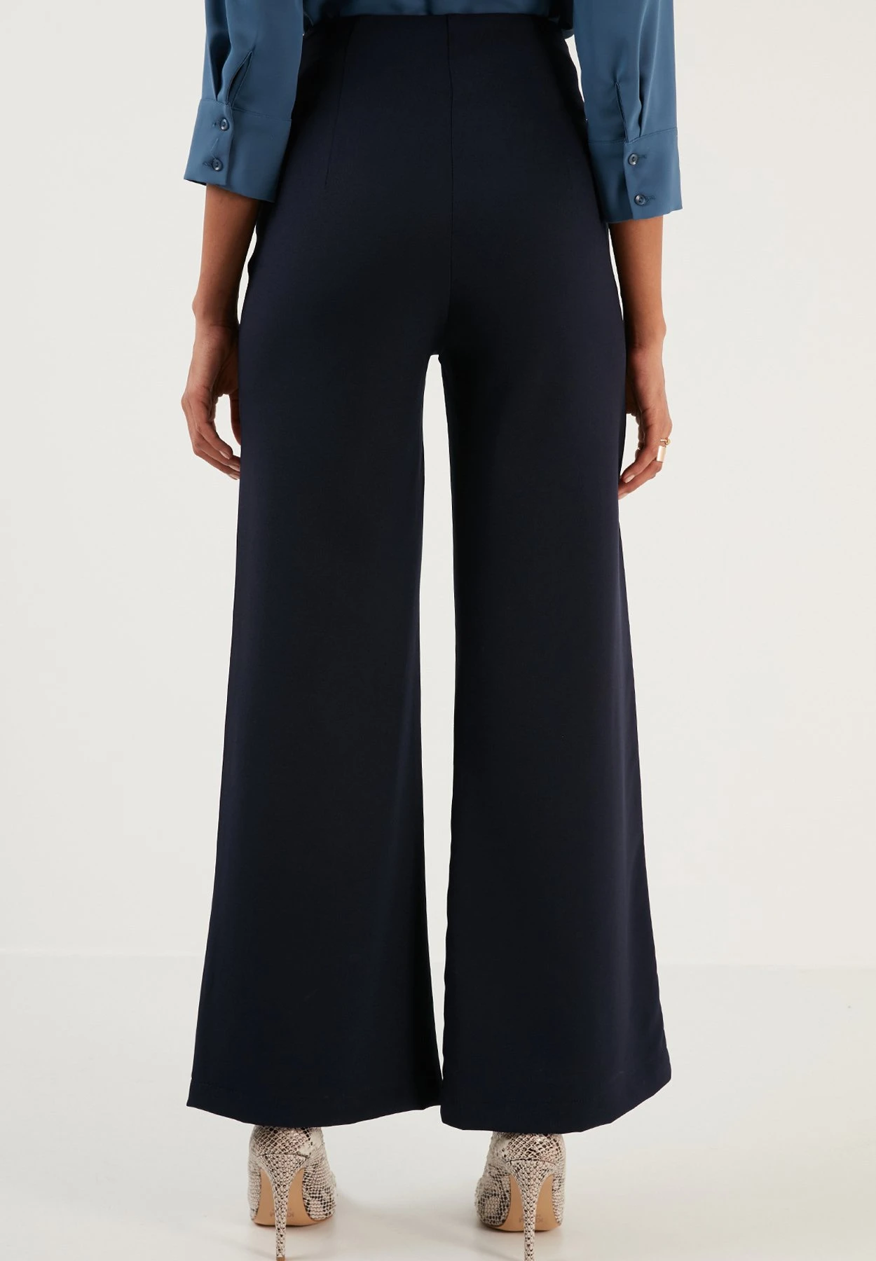 LELA Broek - Dark Blue 5 LELA Broek - Dark Blue - Afbeelding 3