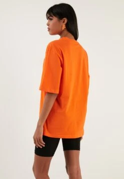 LELA Loose Fit - T-Shirt Basic - Orange -Stijl Verkoop 03beaeea12e449ffa98212fbc13648e1