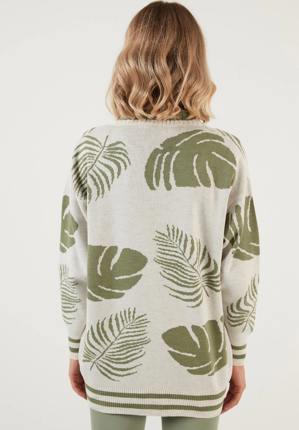 LELA Vest - Almond Green 4 LELA Vest - Almond Green - Afbeelding 2