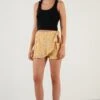 LELA Regular Fit - Shorts - Beige -Stijl Verkoop 27b8a68ea26847e89ec196c9ec65ef87