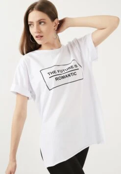 LELA Oversized - T-Shirt Print - White -Stijl Verkoop 29803352a86a4a11b386264a72bc7f03