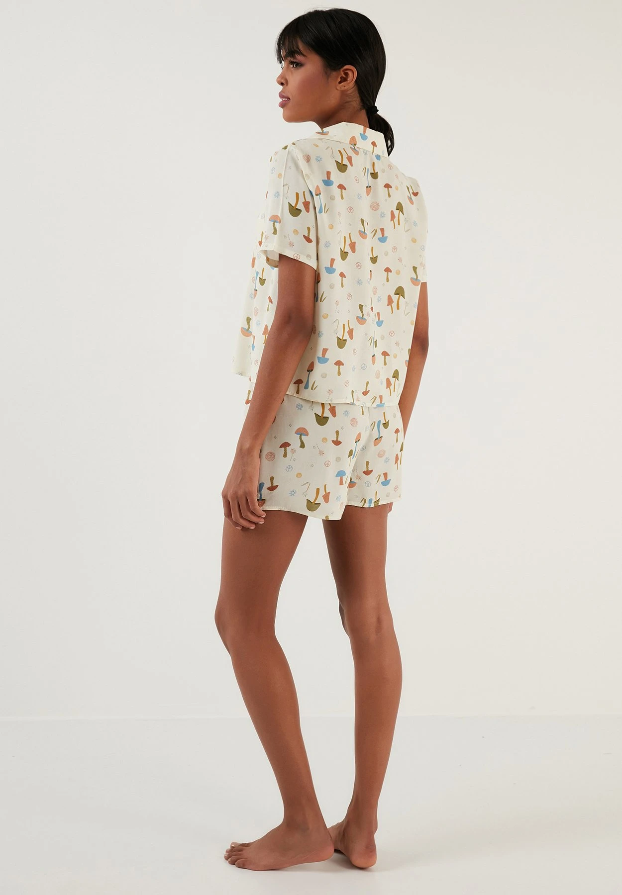 LELA Regular Fit - Pyjama - Beige 5 LELA Regular Fit - Pyjama - Beige - Afbeelding 3