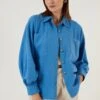 LELA Overhemdblouse - Blue 1 LELA Overhemdblouse - Blue -Stijl Verkoop 3dd9680488c745e49e5d0481850df6e0