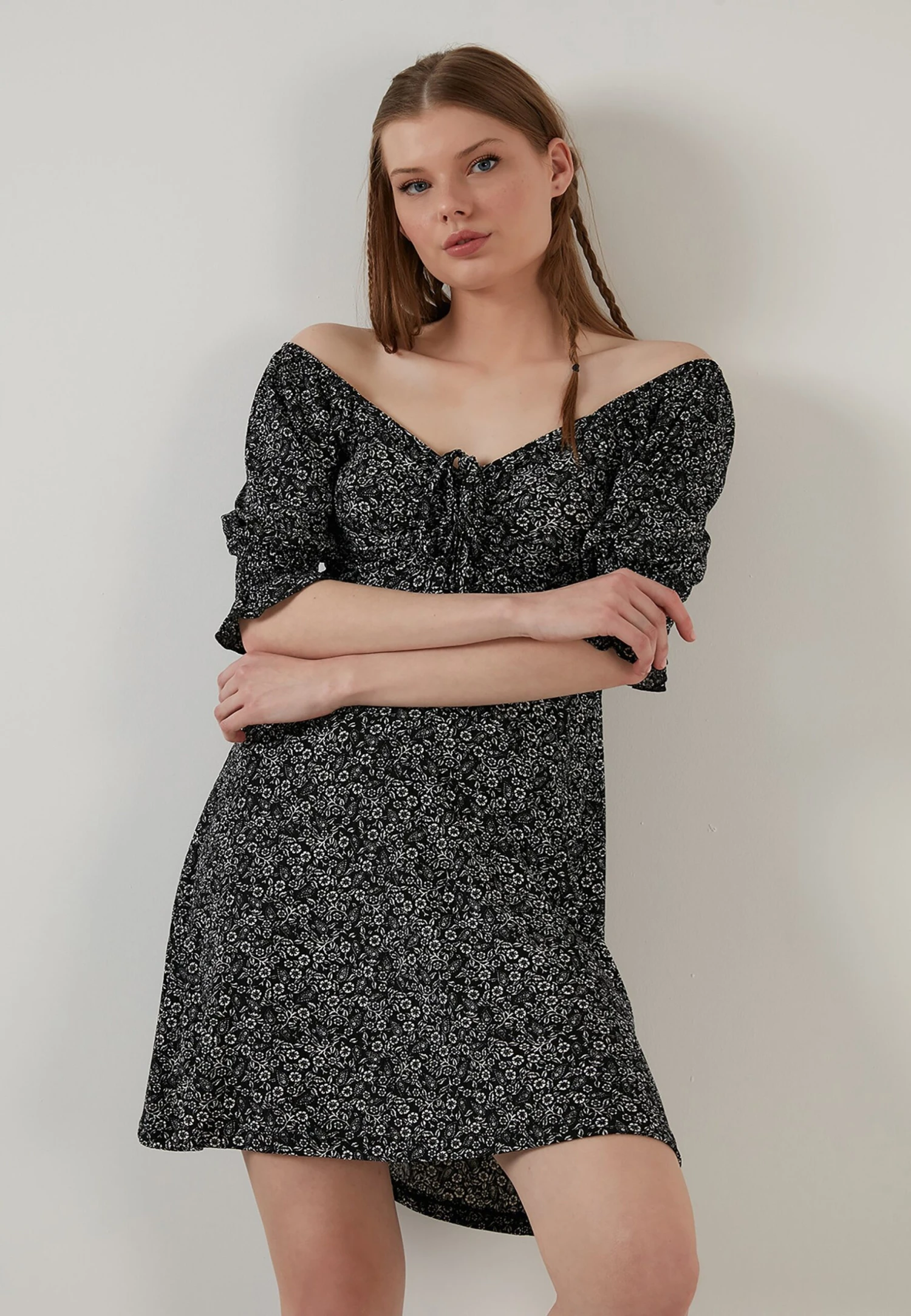 LELA Jurk - Black 3 LELA Jurk - Black