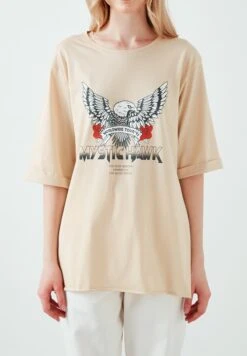 LELA Loose Fit - T-Shirt Print - Stone Colored -Stijl Verkoop 53b550eda9684a38976d36cb19eee657