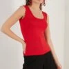 LELA Slim Fit - Top - Red -Stijl Verkoop 5484246dc0fd4b359b18e9b77454e22c