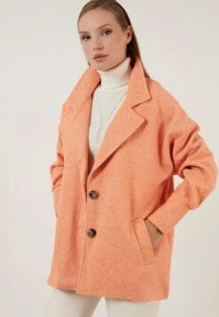 LELA Loose Fit - Halflange Jas - Orange -Stijl Verkoop 5c22086b16704a59a12aed38de9f572e