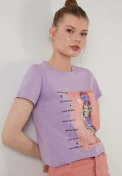 LELA T-Shirt Print - Lilac 9 LELA T-Shirt Print - Lilac -Stijl Verkoop 5dbe999474ac4767b8d0e3585b6627f9