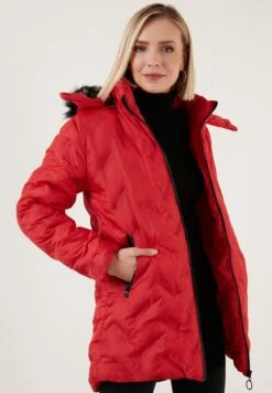 LELA Slim Fit - Winterjas - Red -Stijl Verkoop 5dca10ddb2084c11a1468795eefd5c9f