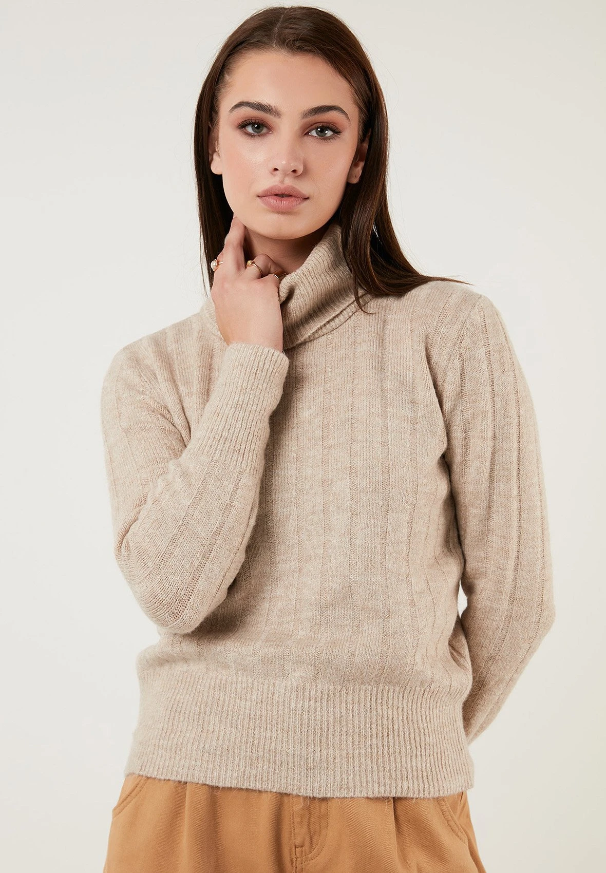 LELA Regular Fit - Trui - Beige 7 LELA Regular Fit - Trui - Beige - Afbeelding 5