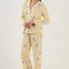 LELA Set - Pyjama - Yellow 1 LELA Set - Pyjama - Yellow -Stijl Verkoop 65958f0f809d47e5b7850b0f01f71173