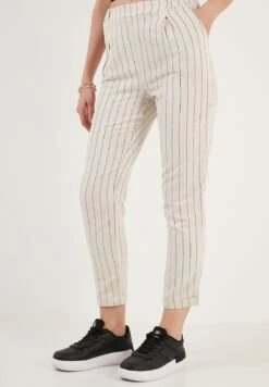 LELA Slim Fit - Broek - Ecru -Stijl Verkoop 6fd337e00bcf4d08b87661c946bd24b8