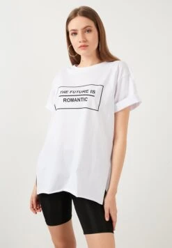LELA Oversized - T-Shirt Print - White -Stijl Verkoop 717aef2e61f34947a91e10c3bfbc4c51
