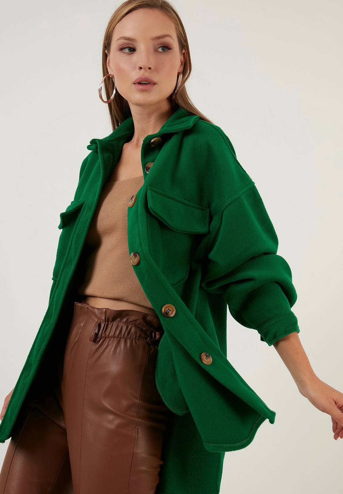 LELA Loose Fit - Lichte Jas - Benetton Color 5 LELA Loose Fit - Lichte Jas - Benetton Color - Afbeelding 3