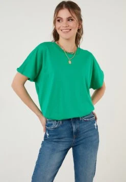 LELA Crew Neck- T-Shirt Basic - Benetton Color -Stijl Verkoop 825a40d0e366487c94c2180063a87b9c