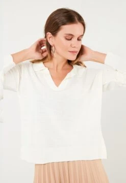 LELA Neck - Trui - Ecru -Stijl Verkoop 882b8452a6194b63b0d760a9386e91b0