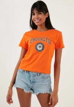 LELA T-Shirt Print - Orange -Stijl Verkoop 8bead4a4900143cbab5ee0270e9636e2