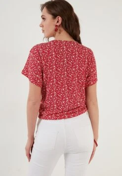 LELA V-Neck - Blouse - Red -Stijl Verkoop 8f212402013748bbb0d8038b179d791f