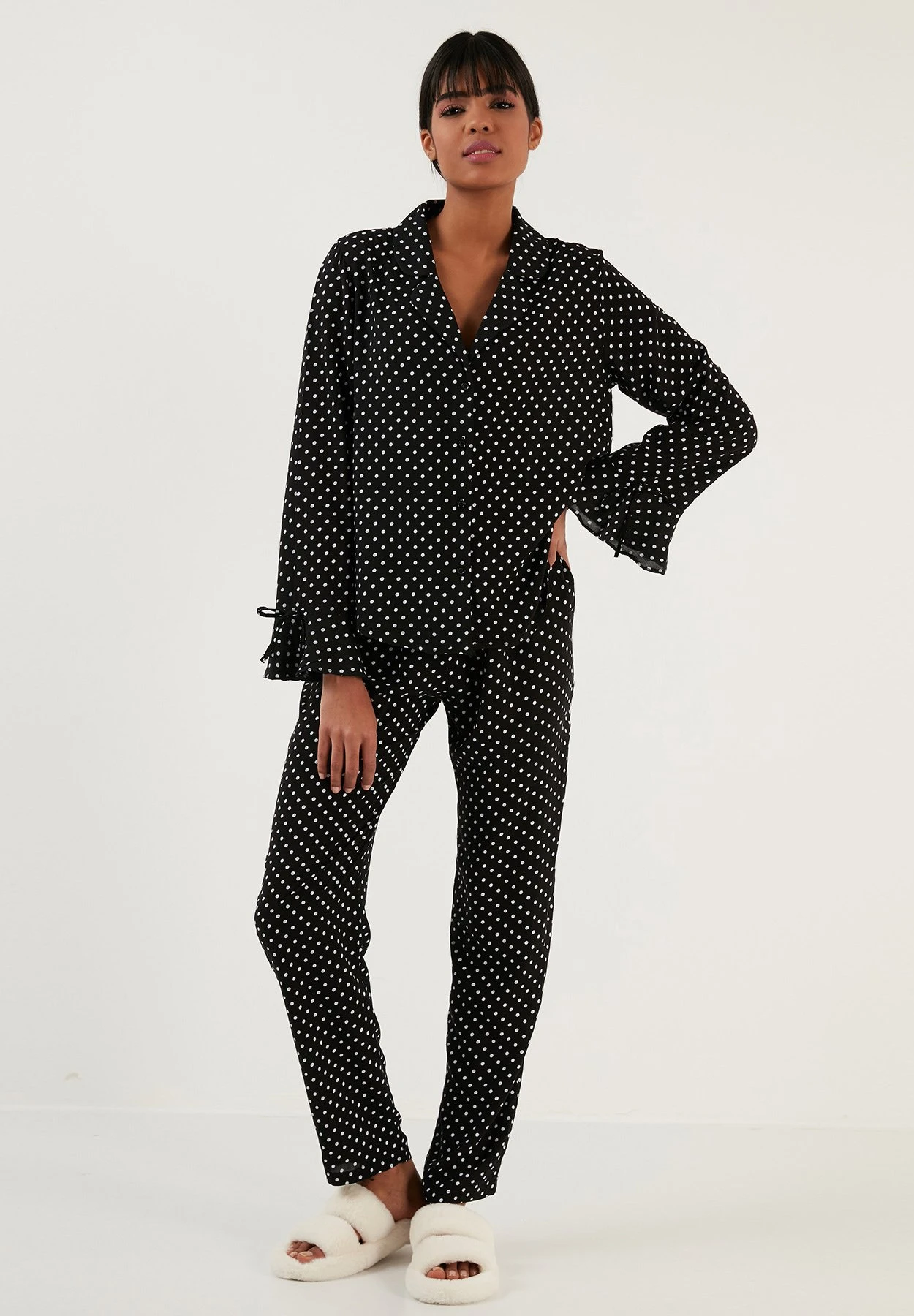 LELA Regular Fit - Pyjama - Black 4 LELA Regular Fit - Pyjama - Black - Afbeelding 2