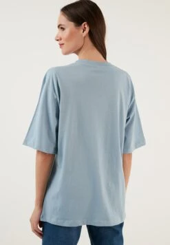 LELA Loose Fit - T-Shirt Basic - Baby Blue -Stijl Verkoop 982d3f638b084f879192e7dcec3d6bd4