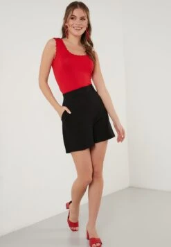 LELA Slim Fit - Top - Red -Stijl Verkoop 9941d67053934d7fb5d75c48f8108e52