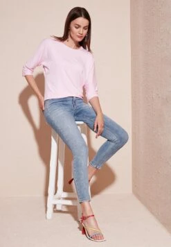 LELA Crew Neck- Longsleeve - Light Pink -Stijl Verkoop 9b847c60eab44cdda50a912d1bc95f7e