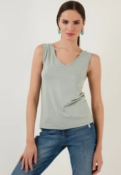 LELA Regular Fit - Top - Almond Green -Stijl Verkoop 9cc78eb78f07490598c87e0a1f8e39c7