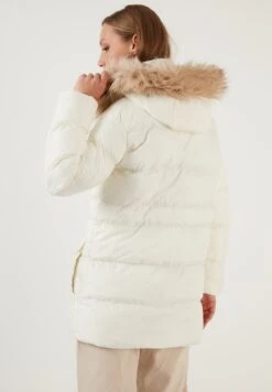 LELA Regular Fit - Winterjas - Ecru -Stijl Verkoop a15ed157c20b48b4914e45461a232bd4