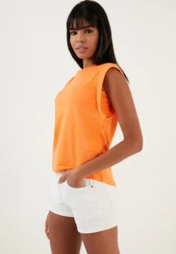 LELA Crew Neck- Top - Orange -Stijl Verkoop a363eab25fcd4907a24b5d7f874de80f