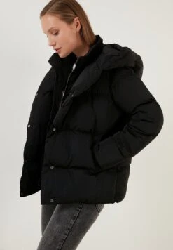 LELA Winterjas - Black -Stijl Verkoop a6bf6eab0fd8451faa55fea73bbb3073