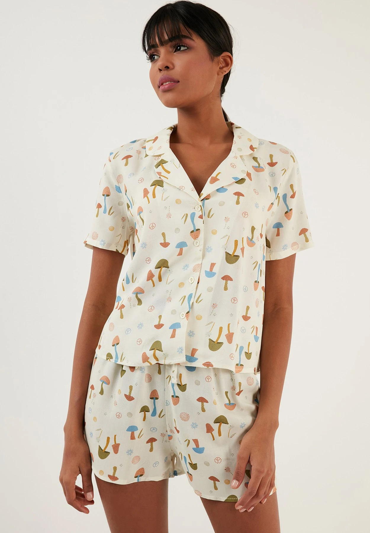 LELA Regular Fit - Pyjama - Beige 3 LELA Regular Fit - Pyjama - Beige