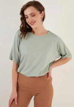 LELA Loose Fit - Blouse - Almond Green -Stijl Verkoop acef50f3d66243f58d4acff0e3dcc610