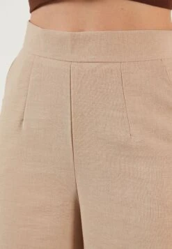 LELA Regular Fit - Broek - Light Brown 9 LELA Regular Fit - Broek - Light Brown -Stijl Verkoop baf51ced433c45ba81f4d7354ffdf25a