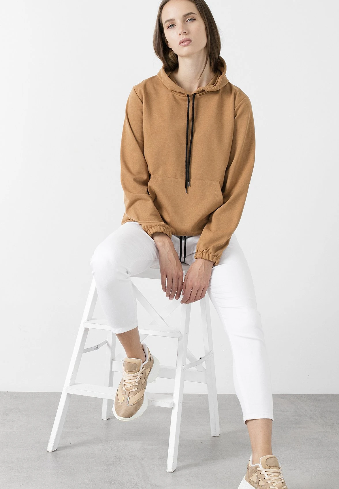 LELA Slim Fit - Hoodie - Biscuit Color 6 LELA Slim Fit - Hoodie - Biscuit Color - Afbeelding 4