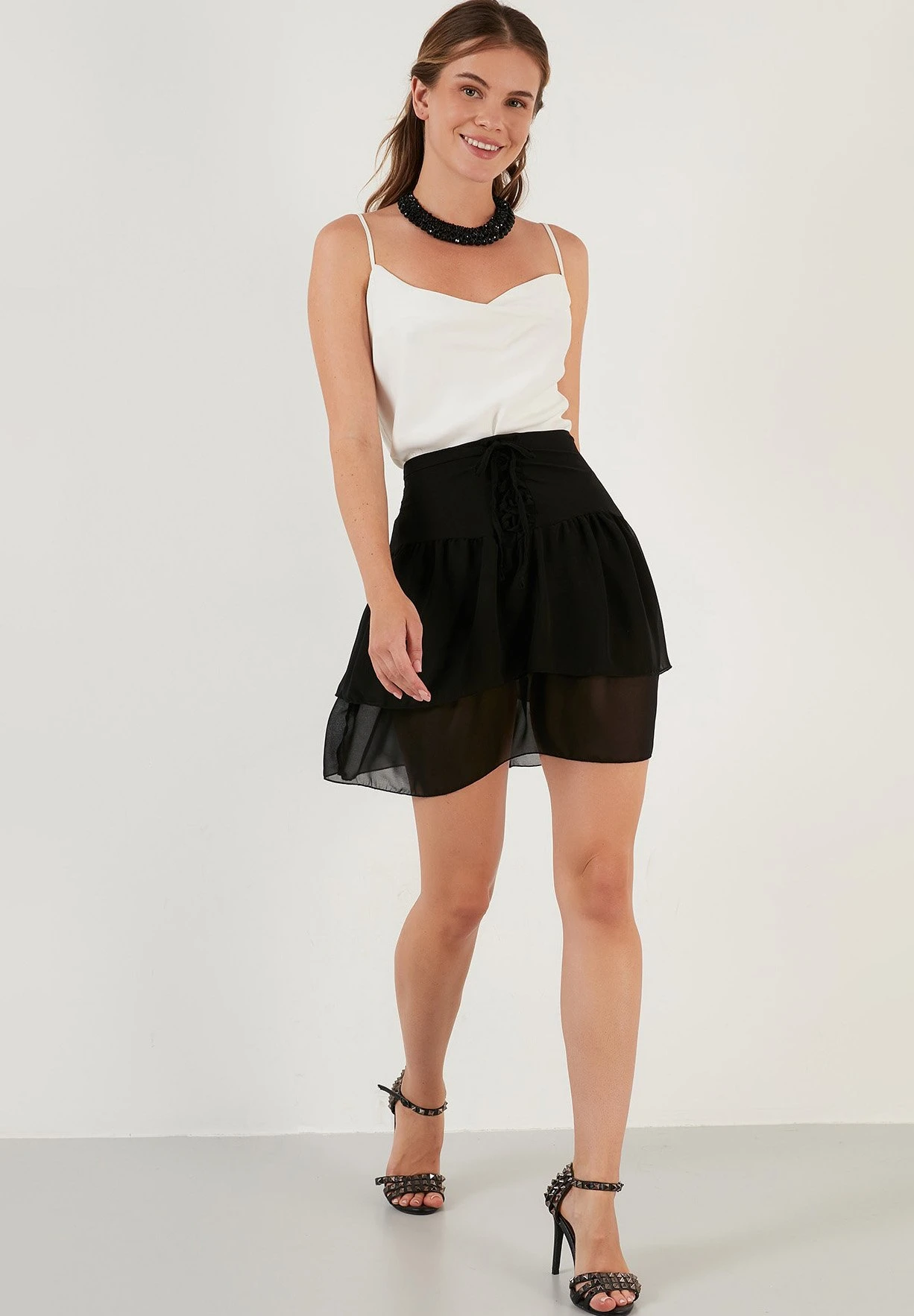 LELA Regular Fit - Minirok - Black 4 LELA Regular Fit - Minirok - Black - Afbeelding 2