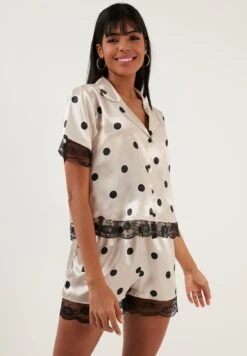 LELA Regular Fit Set - Pyjama - Beige 10 LELA Regular Fit Set - Pyjama - Beige -Stijl Verkoop ca17f2751baa4f3f84925fab23bd530a