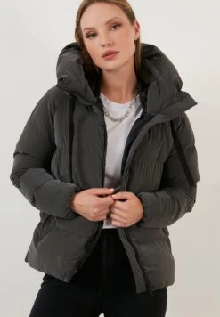 Lela Hooded Puffer Flame - Winterjas - Grey -Stijl Verkoop d207c57109374f95bb65b78fa33888c7