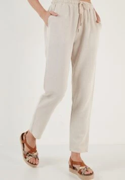 LELA Regular Fit - Broek - Beige -Stijl Verkoop d2751845ebc5446389fb84f47ad6af88