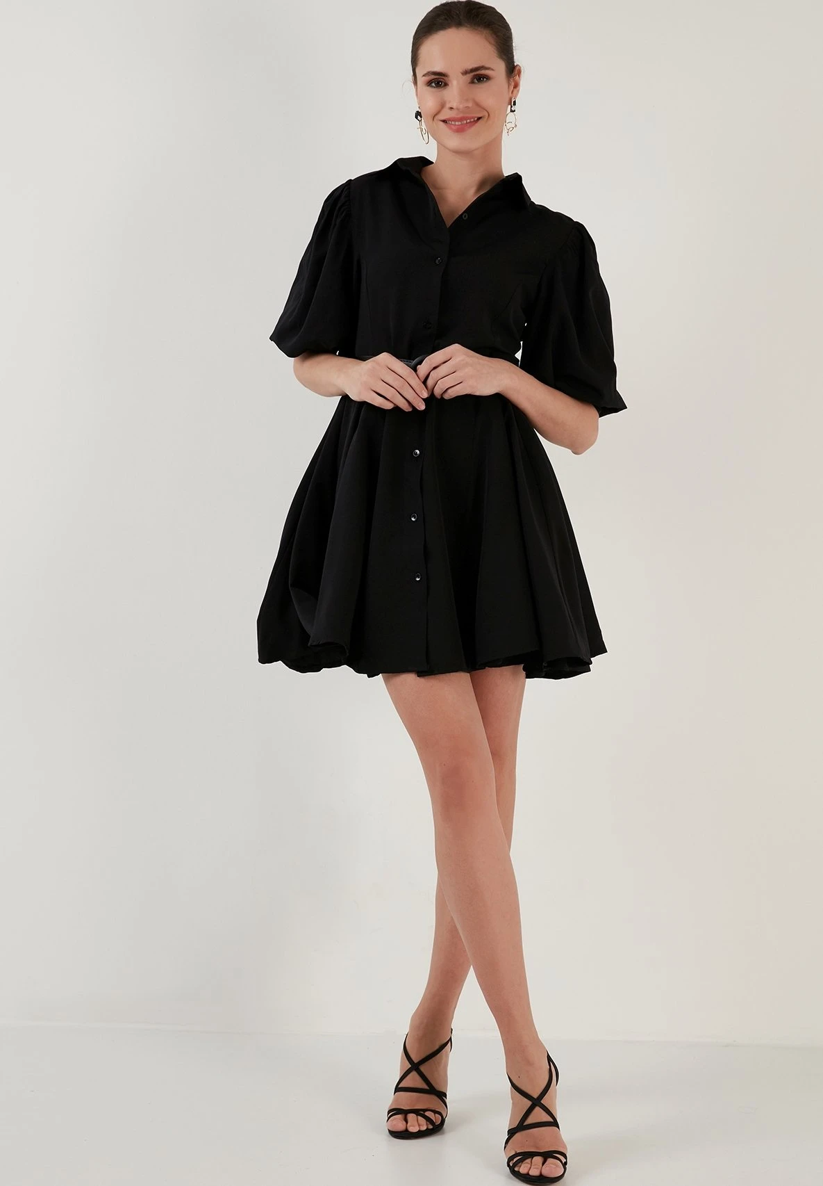 LELA Regular Fit - Blousejurk - Black 6 LELA Regular Fit - Blousejurk - Black - Afbeelding 4