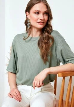 LELA Slim Fit - Blouse - Green -Stijl Verkoop defb1494300445e1a4c3e02d48514fb7