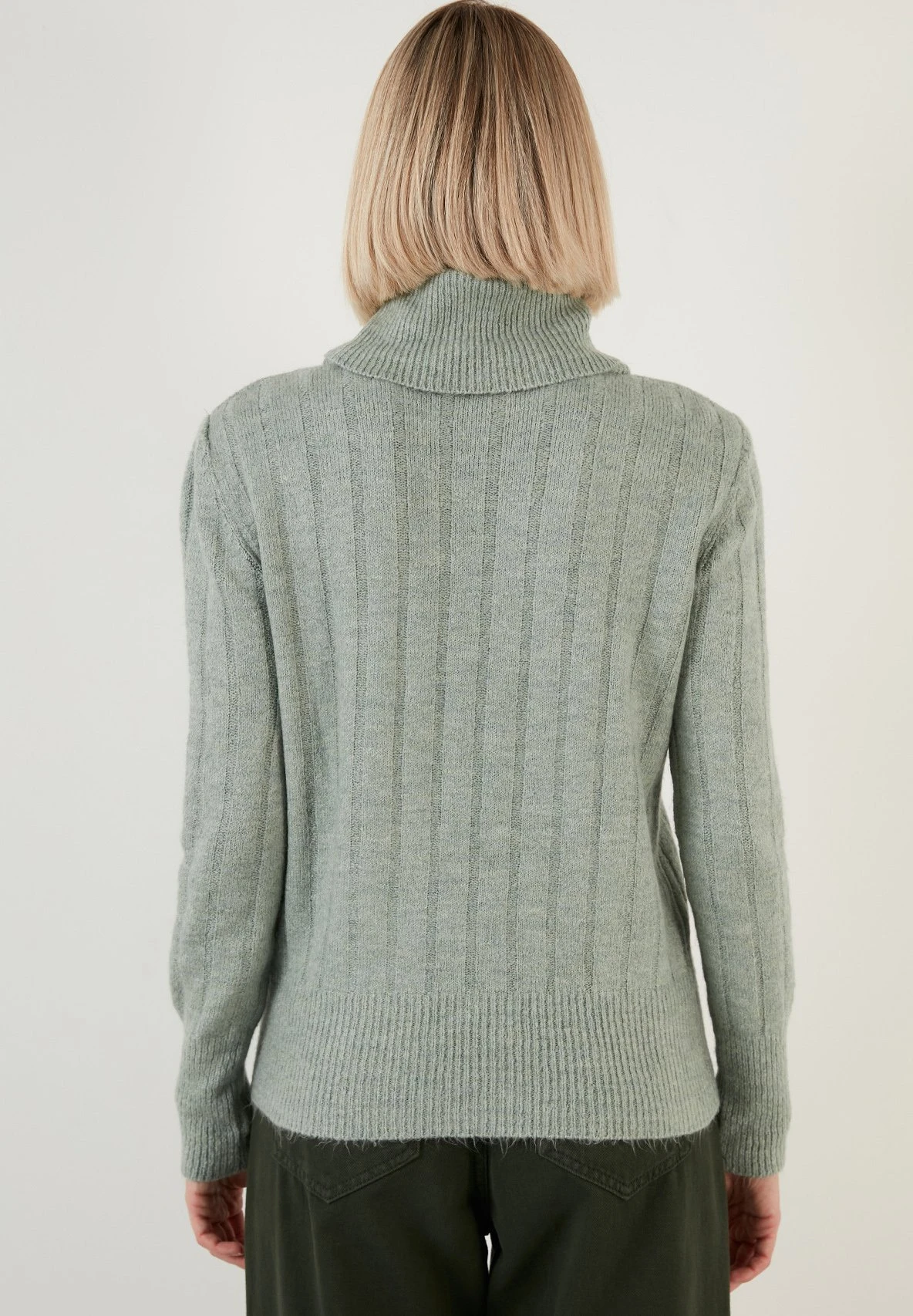 LELA Regular Fit - Trui - Almond Green 5 LELA Regular Fit - Trui - Almond Green - Afbeelding 3