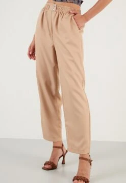 LELA Regular Fit - Broek - Camel -Stijl Verkoop e543ad81ae1541e9b1a9a0d0afd67ab9