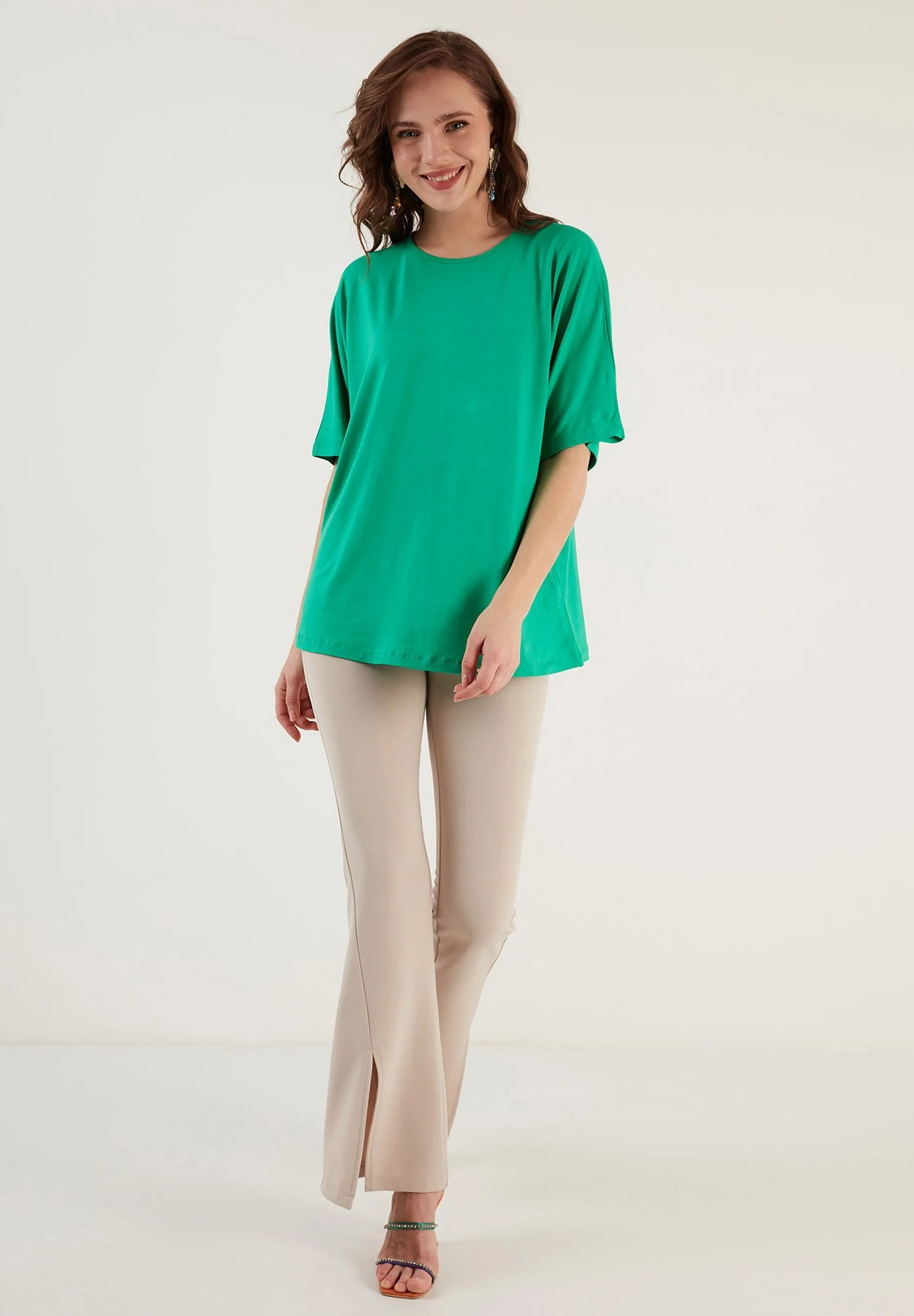 LELA Loose Fit - Blouse - Benetton Color 4 LELA Loose Fit - Blouse - Benetton Color - Afbeelding 2