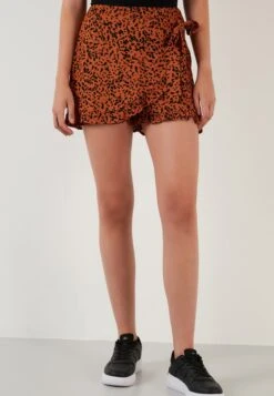 LELA Regular Fit - Shorts - Orange -Stijl Verkoop e6f665ba99e241ec8699853617cf5402