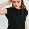 LELA Basic - T-Shirt Basic - Black -Stijl Verkoop e821db7336f6419c8b1de61bbad05d62