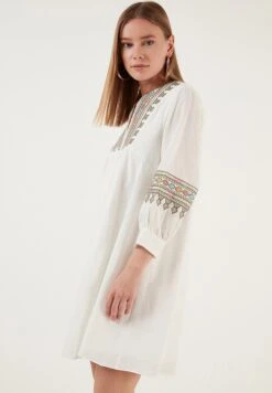 LELA Regular Fit - Jurk - White 8 LELA Regular Fit - Jurk - White -Stijl Verkoop ec5a66a0a7d842bfa8ae8d3faa0a1b3d