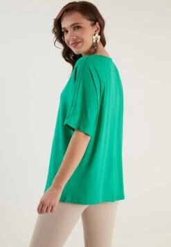 LELA Loose Fit - Blouse - Benetton Color 10 LELA Loose Fit - Blouse - Benetton Color -Stijl Verkoop ecff5d1aa1684089baa6345edd6e2271