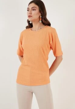 LELA Regular Fit - T-Shirt Basic - Light Orange -Stijl Verkoop f791aa3220cc449bab491479e28aedcf