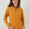 LELA Slim Fit - Fleece Trui - Mustard Color -Stijl Verkoop fdf8ec3c29464136be7078db76f730e1